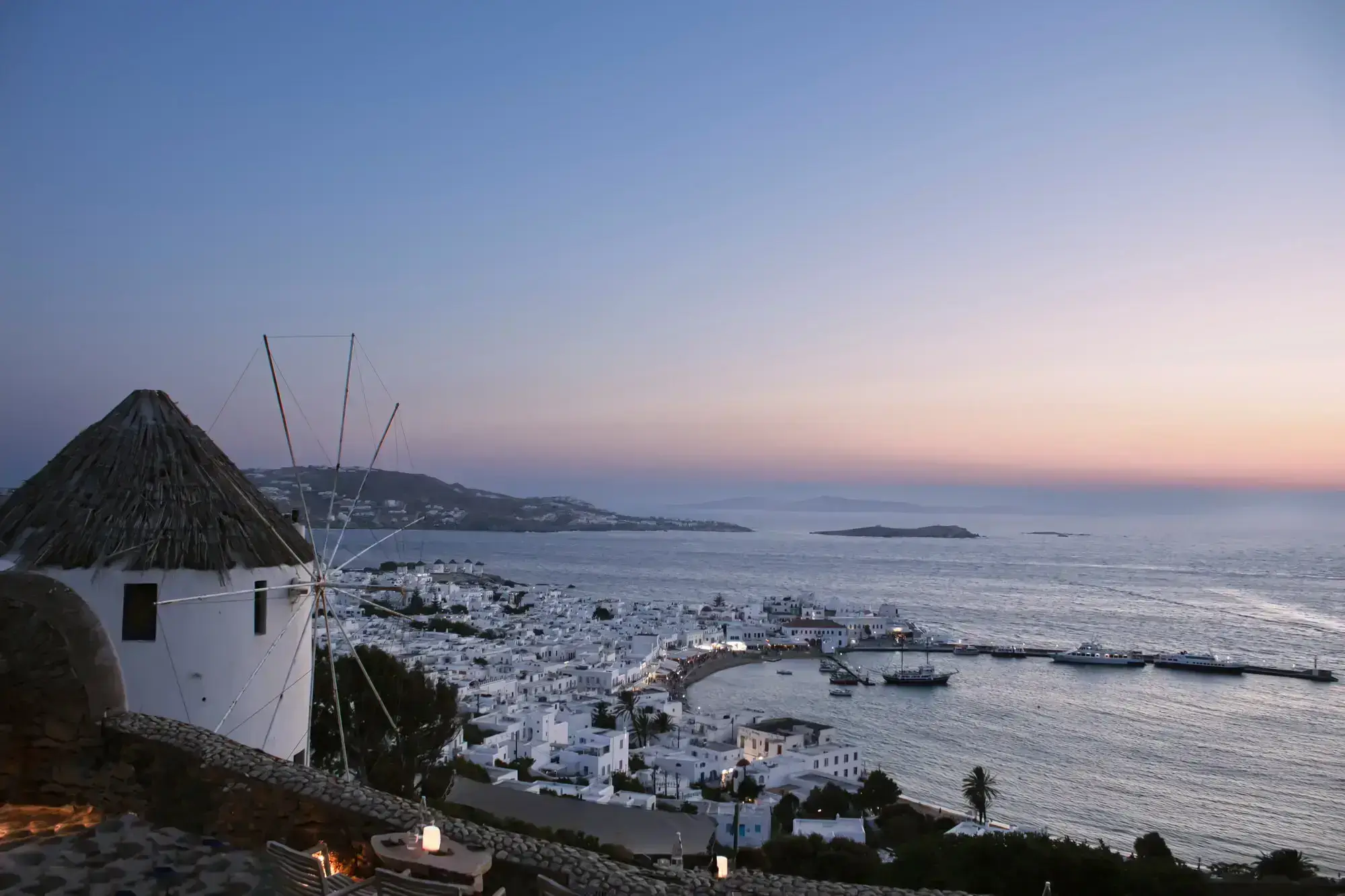 Plan your stay with a Restoni advisor