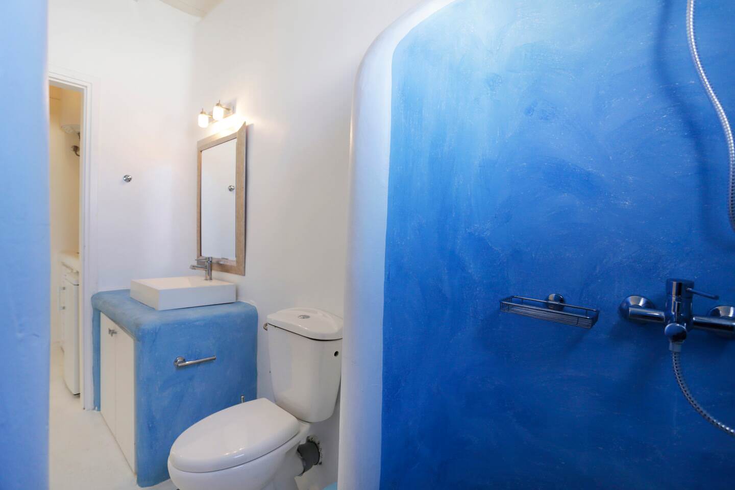 Blue Studio Cavo Delos gallery 8