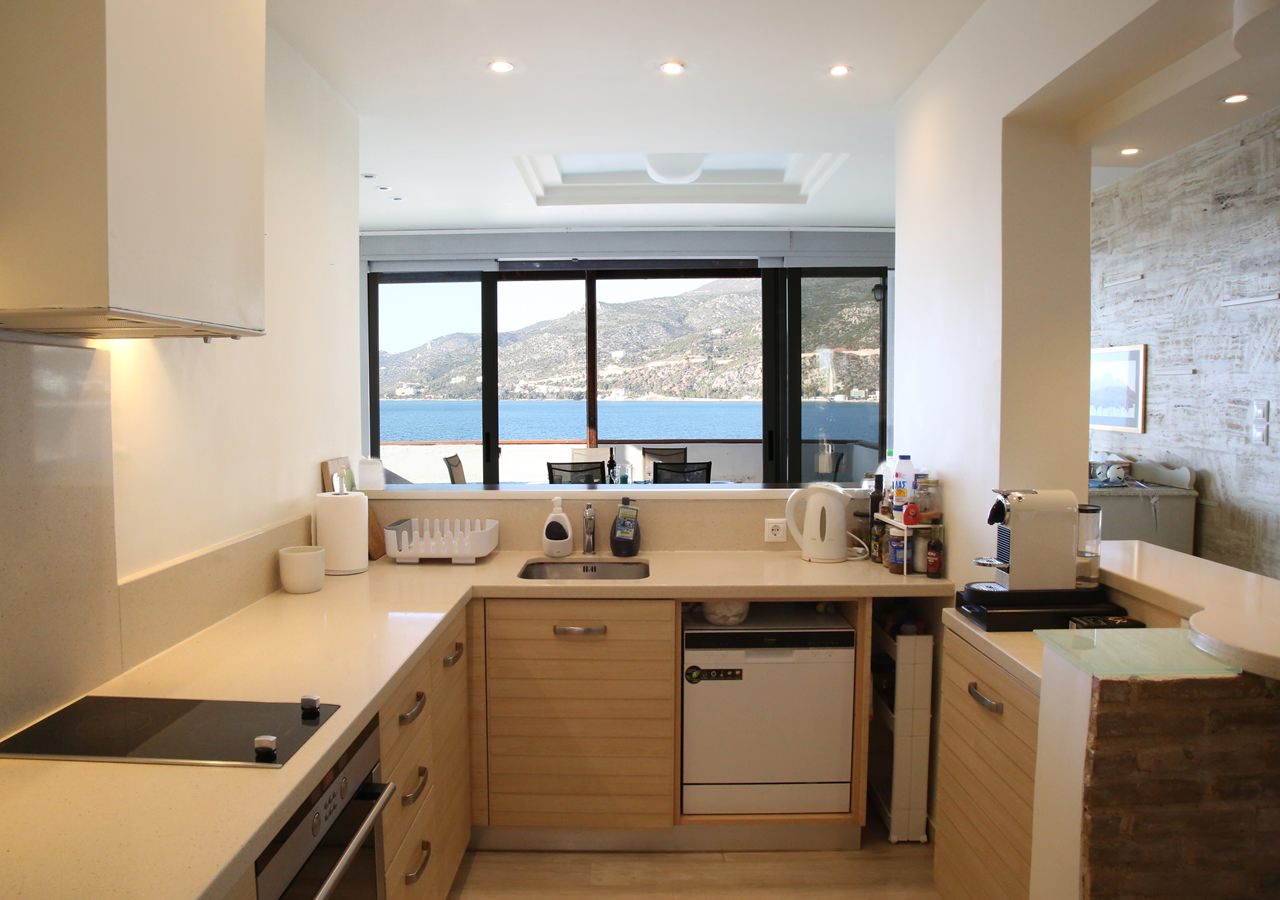 Penthouse Loutraki hero 4